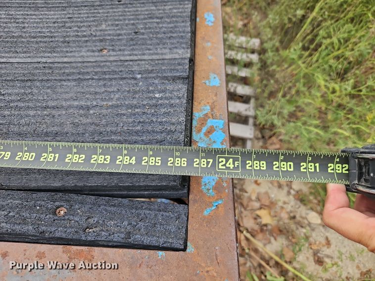 image for item EI8303 Flatbed