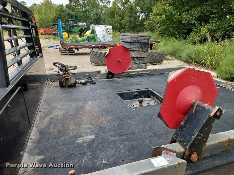 image for item EI8304 DewEze 675 bale bed