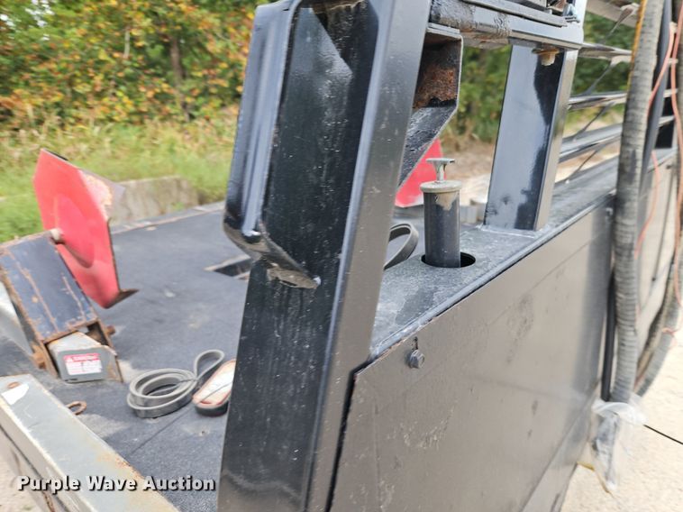 image for item EI8304 DewEze 675 bale bed