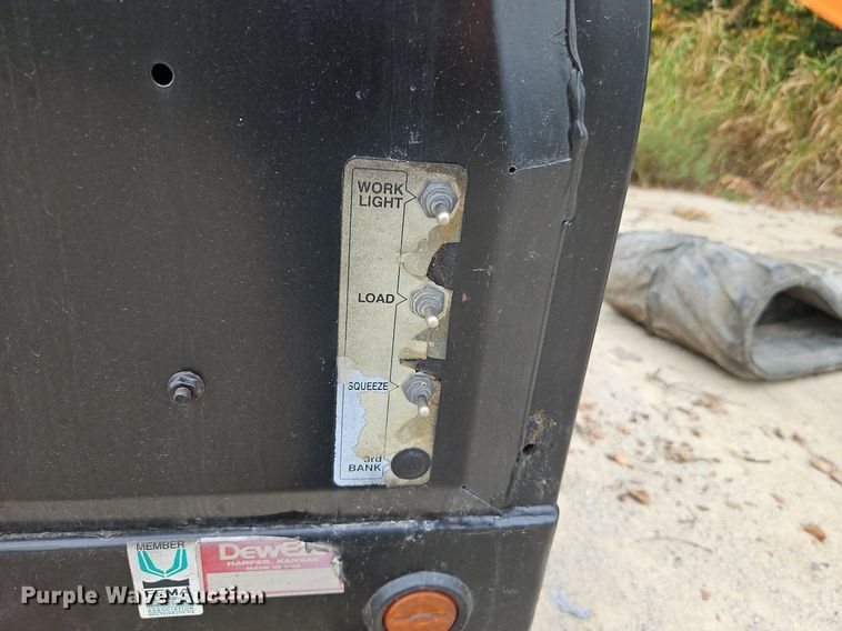 image for item EI8304 DewEze 675 bale bed