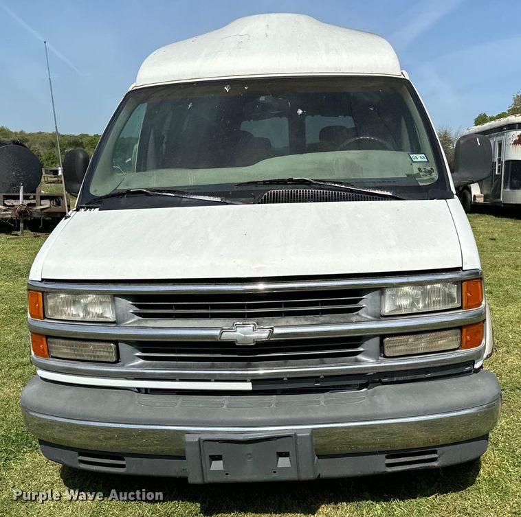image for item EJ0467 1997 Chevrolet Express G1500 van
