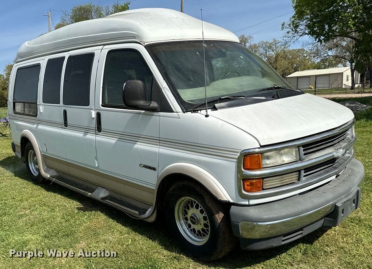 image for item EJ0467 1997 Chevrolet Express G1500 van