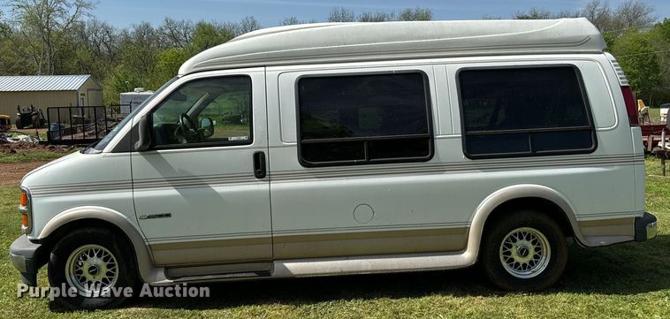 image for item EJ0467 1997 Chevrolet Express G1500 van