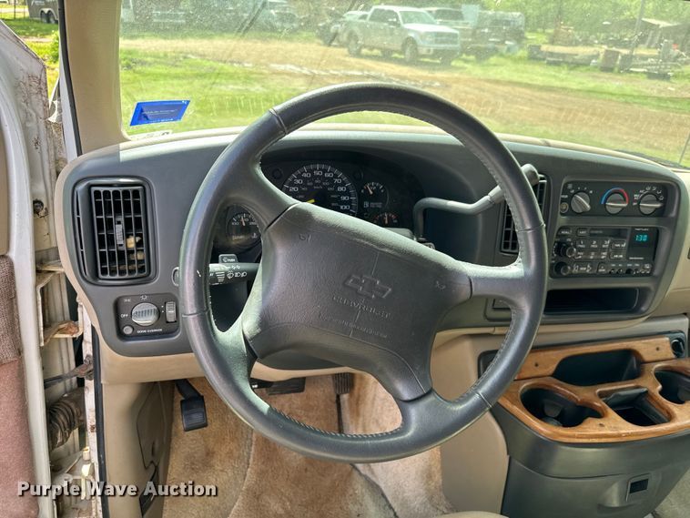 image for item EJ0467 1997 Chevrolet Express G1500 van