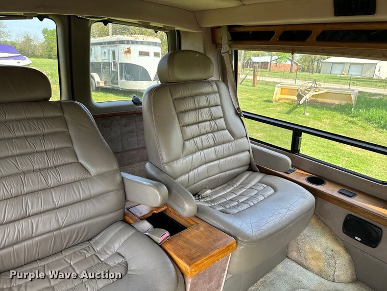 image for item EJ0467 1997 Chevrolet Express G1500 van