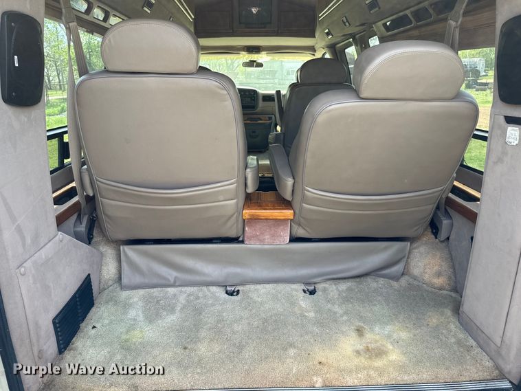 image for item EJ0467 1997 Chevrolet Express G1500 van
