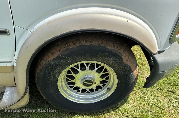 image for item EJ0467 1997 Chevrolet Express G1500 van