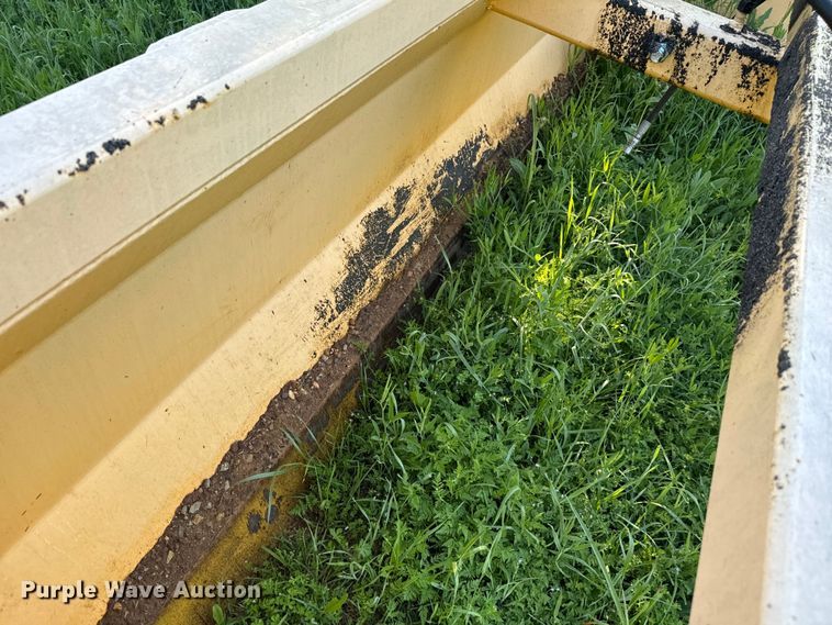 image for item EJ0471 DH Farm HT10 box blade