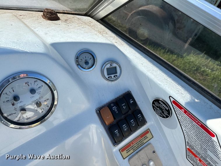 image for item EJ0474 2003 Baja 202 Islander boat