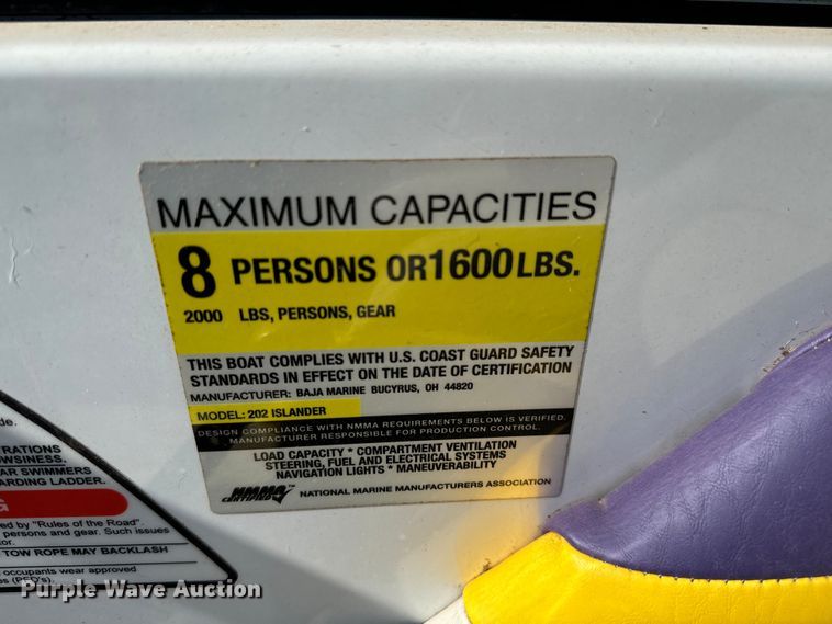 image for item EJ0474 2003 Baja 202 Islander boat