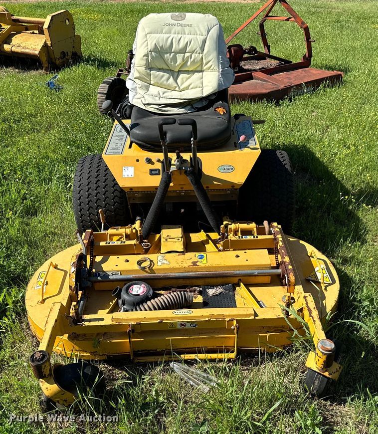 image for item EJ0483 Walker MBK ZTR lawn mower