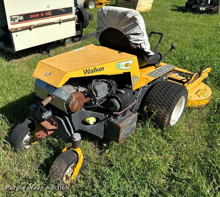 image for item EJ0483 Walker MBK ZTR lawn mower