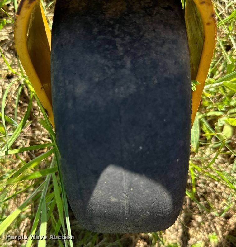 image for item EJ0483 Walker MBK ZTR lawn mower