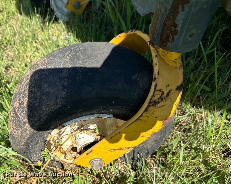 image for item EJ0483 Walker MBK ZTR lawn mower