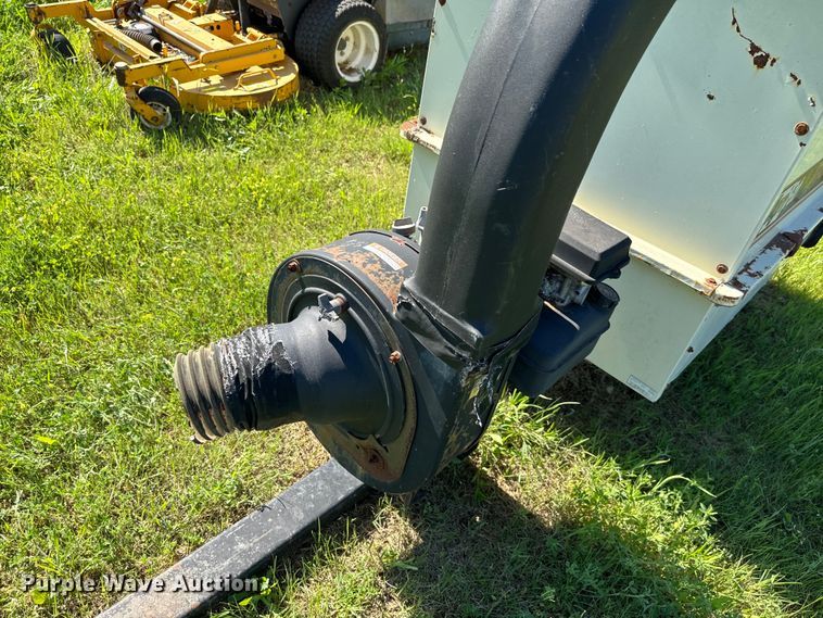 image for item EJ0484 Agri-Fab MowNvac bagger