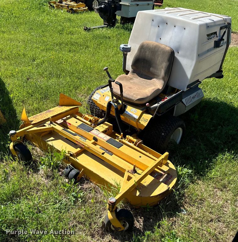 image for item EJ0487 Walker MTGHS ZTR lawn mower