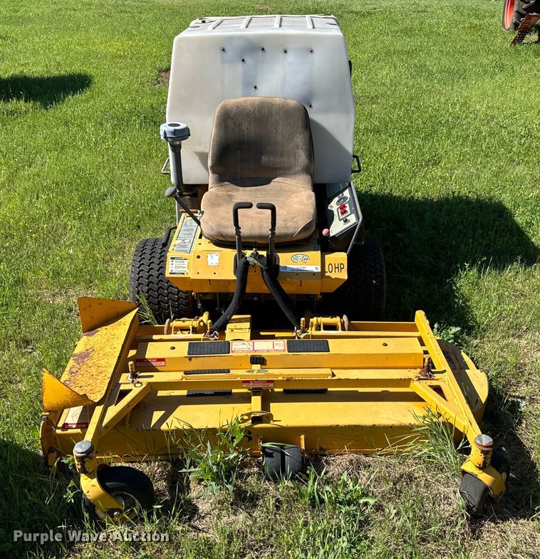 image for item EJ0487 Walker MTGHS ZTR lawn mower