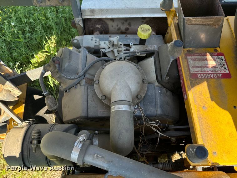 image for item EJ0487 Walker MTGHS ZTR lawn mower