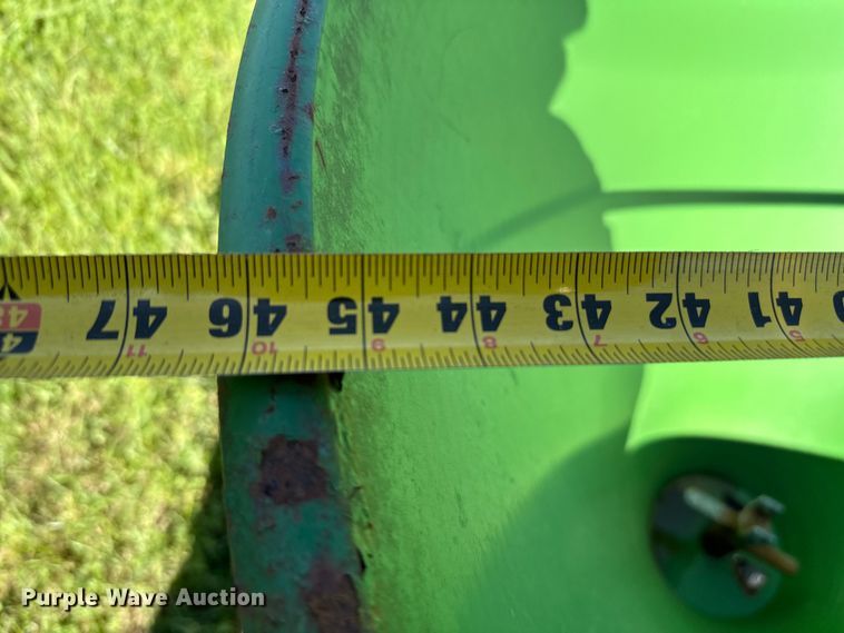 image for item EJ0490 Beck's Farm Equipment 3182 spreader 