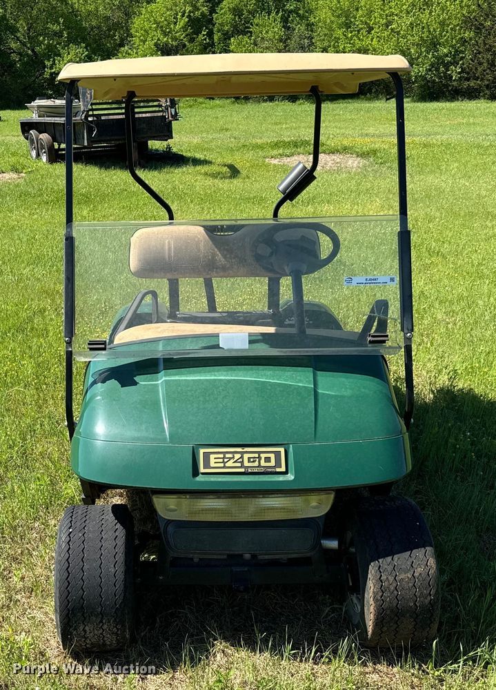 image for item EJ0497 EZGO golf cart