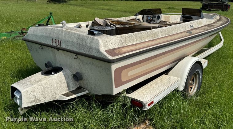 image for item EJ0500 1984 Taylor Marine Jet-Drive 12JE boat