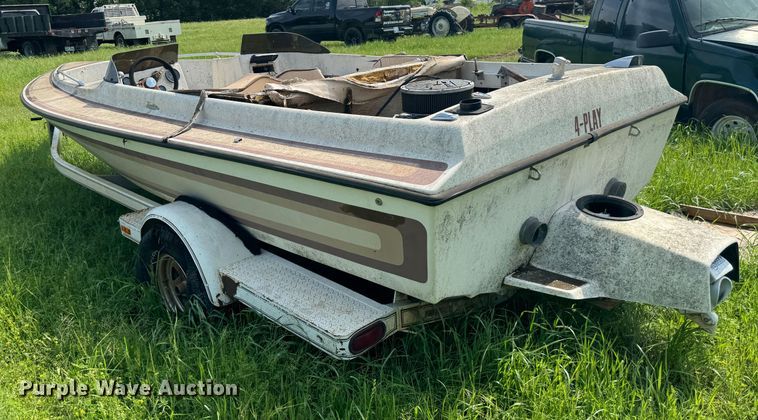 image for item EJ0500 1984 Taylor Marine Jet-Drive 12JE boat