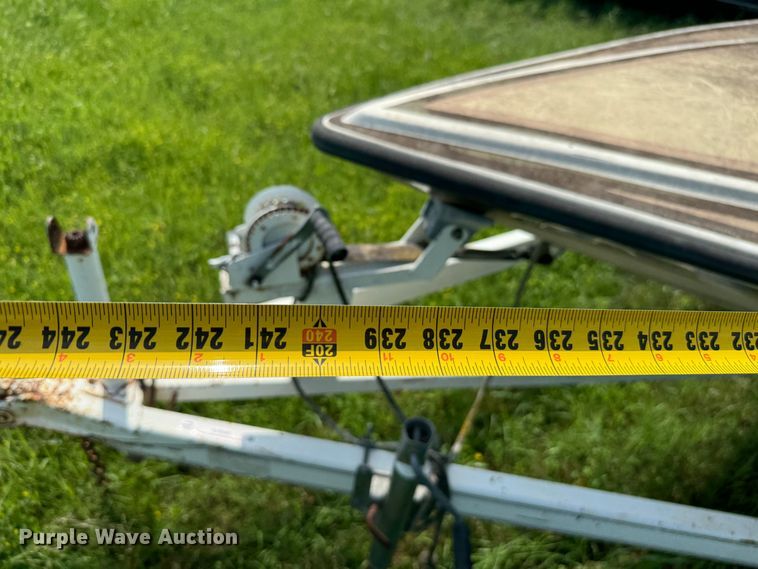 image for item EJ0500 1984 Taylor Marine Jet-Drive 12JE boat