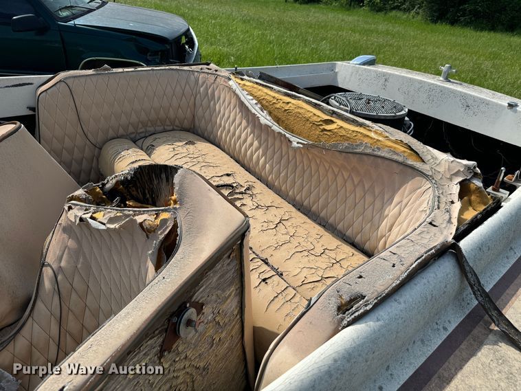 image for item EJ0500 1984 Taylor Marine Jet-Drive 12JE boat