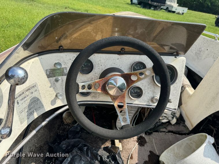 image for item EJ0500 1984 Taylor Marine Jet-Drive 12JE boat