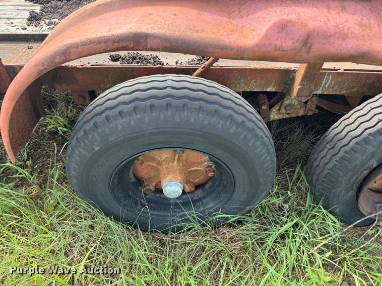 image for item EJ0502 Shop built utility trailer