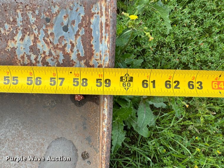 image for item EJ0505 1998 Thomas T-135S skid steer loader