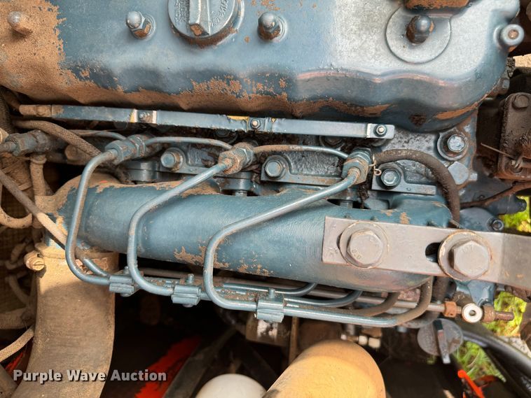 image for item EJ0505 1998 Thomas T-135S skid steer loader