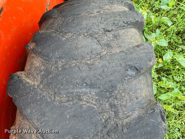 image for item EJ0505 1998 Thomas T-135S skid steer loader