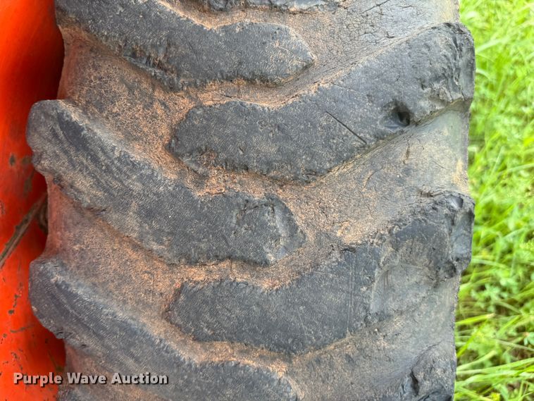 image for item EJ0505 1998 Thomas T-135S skid steer loader