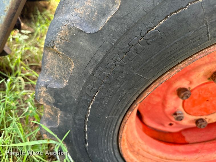 image for item EJ0505 1998 Thomas T-135S skid steer loader