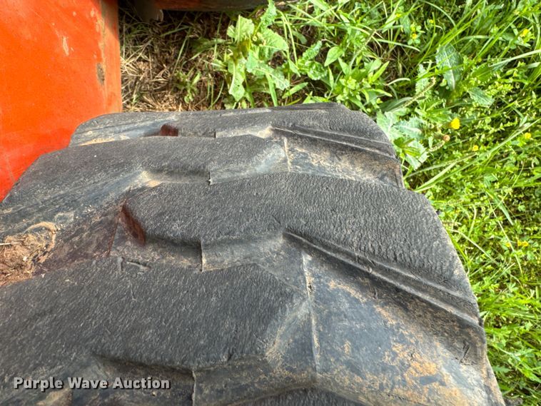 image for item EJ0505 1998 Thomas T-135S skid steer loader