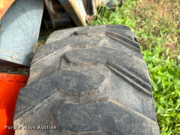 image for item EJ0505 1998 Thomas T-135S skid steer loader