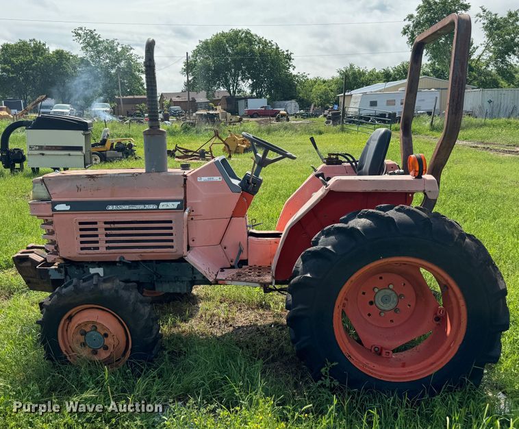 image for item EJ0508 1988 Kubota  L2550D MFWD tractor