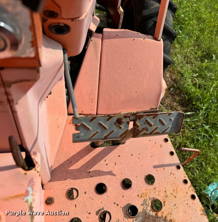 image for item EJ0508 1988 Kubota  L2550D MFWD tractor