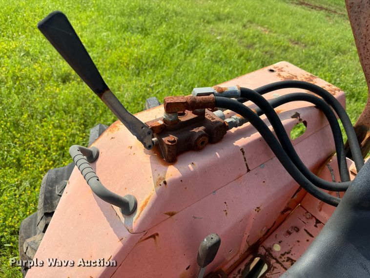 image for item EJ0508 1988 Kubota  L2550D MFWD tractor