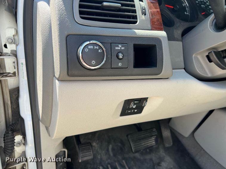 image for item EJ2985 2011 Chevrolet  Tahoe LT Texas Edition SUV