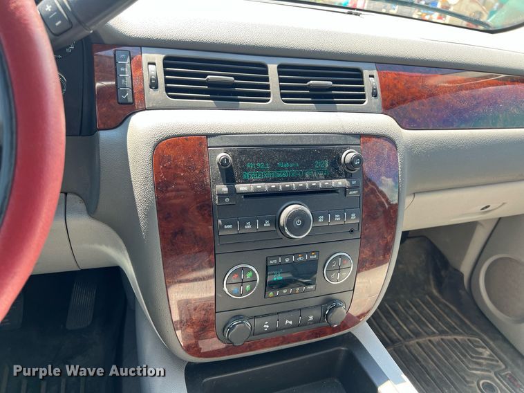 image for item EJ2985 2011 Chevrolet  Tahoe LT Texas Edition SUV