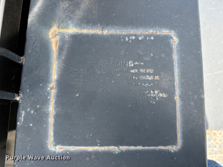 image for item EJ8896 2011 Ford F650 flatbed truck