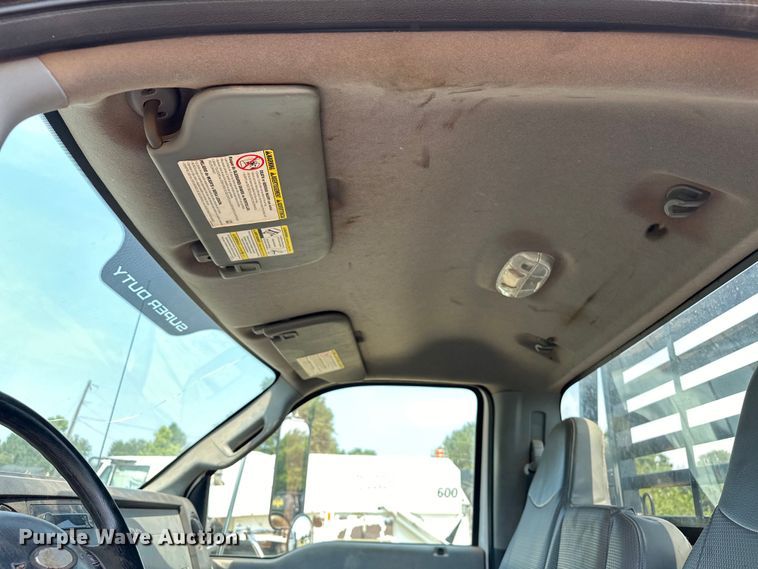 image for item EJ8896 2011 Ford F650 flatbed truck