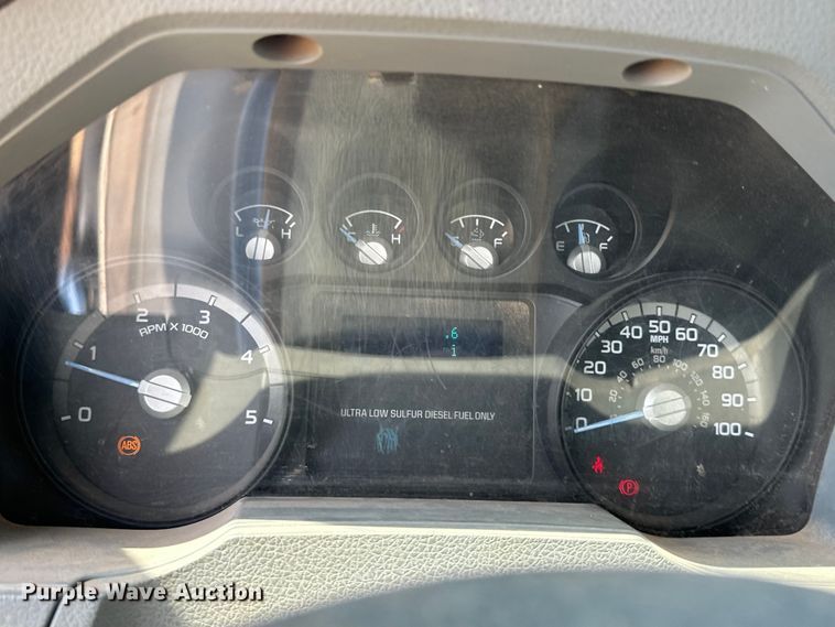 image for item EJ8896 2011 Ford F650 flatbed truck