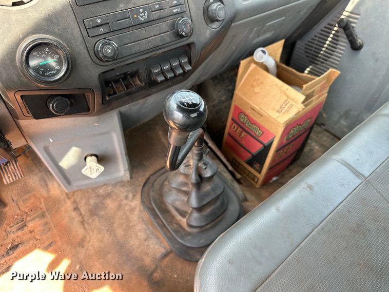 image for item EJ8896 2011 Ford F650 flatbed truck