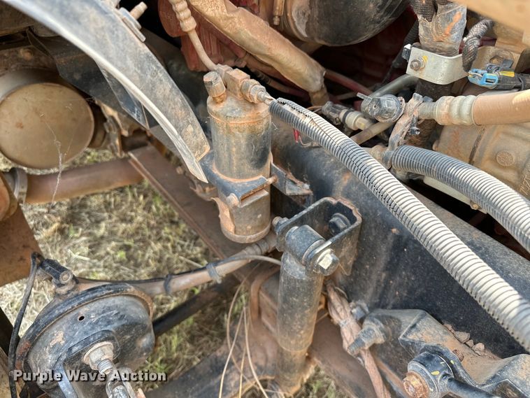 image for item EJ8896 2011 Ford F650 flatbed truck