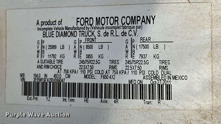 image for item EJ8896 2011 Ford F650 flatbed truck