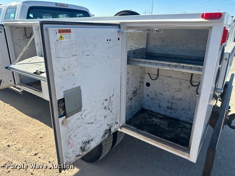 image for item EJ8943 2016 Ford F550 SuperCab utility / service truck 