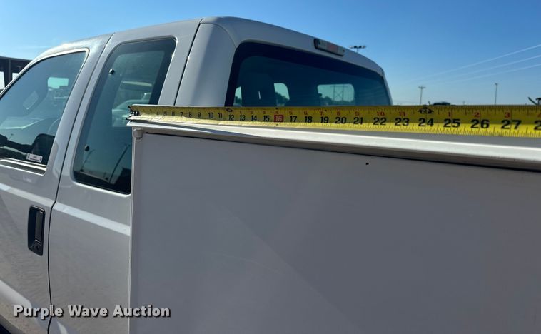 image for item EJ8943 2016 Ford F550 SuperCab utility / service truck 